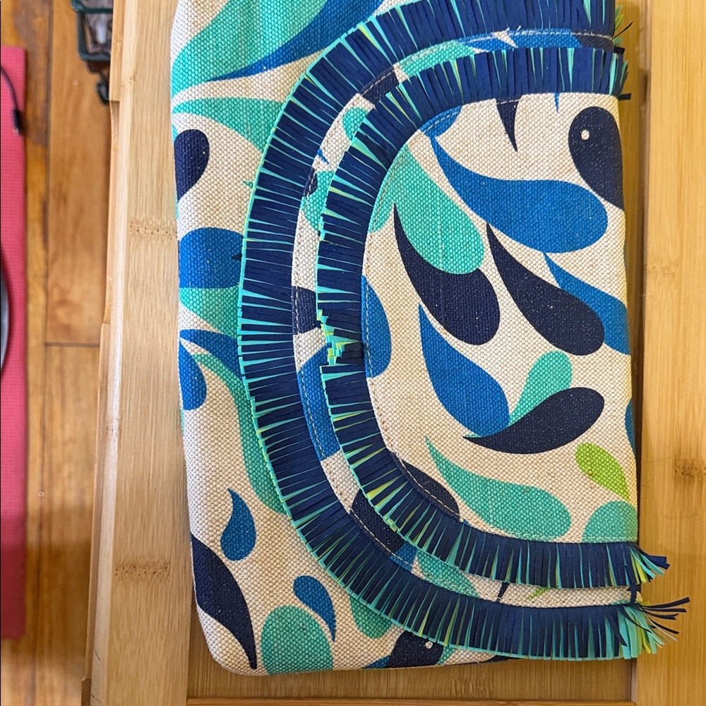 Vera Bradley Wristlet Fringed blue/ green summer school